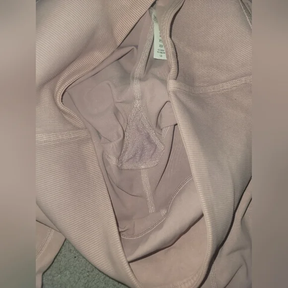 Lululemon Athletica Wunder Under Crop HR 23" Rib Size 12 - Picture 4 of 6